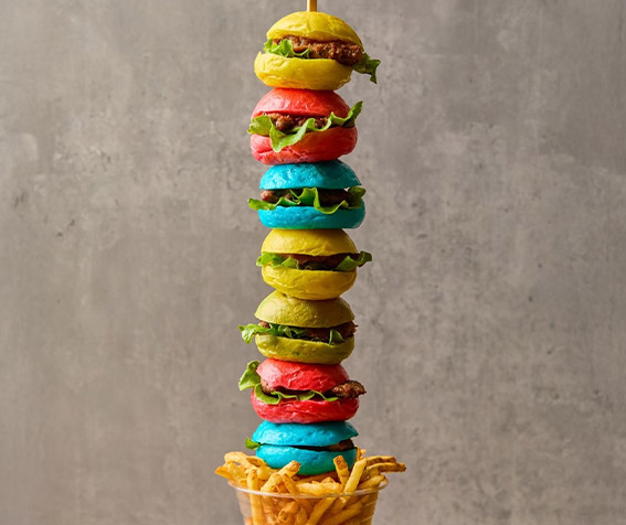 見た目にも楽しい、SNS映え抜群のハンバーガー