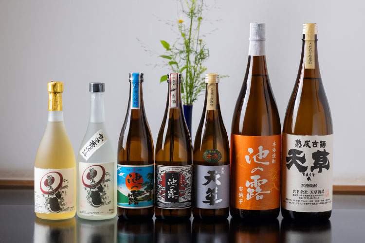 料理を引き立てるお酒も天草ならではのセレクト