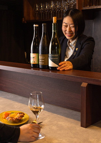 大阪・北新地駅、西梅田駅周辺『Salon28』の口コミレポート。女性オーナーが営む隠れ家ワインバー、本格派シャンパンとビストロ料理がおすすめ