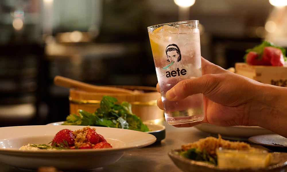 旗の台駅近くの居酒屋『aete(アエテ)』の口コミレポート。和食と洋食を“あえて”絞らない、名物の海鮮を中心とした和洋折衷スタイルがランチ・ディナーで人気