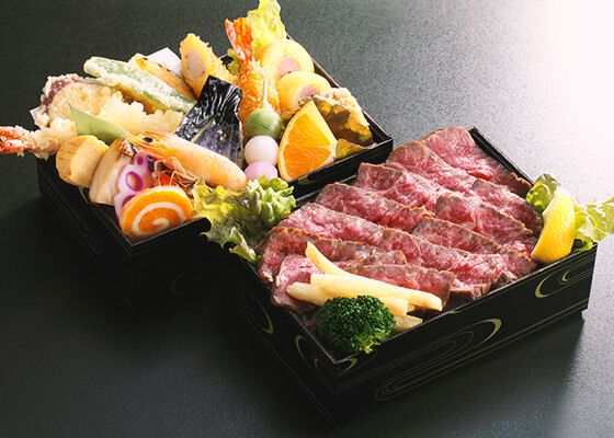 豪華な飛騨牛ステーキ2段重もおすすめ