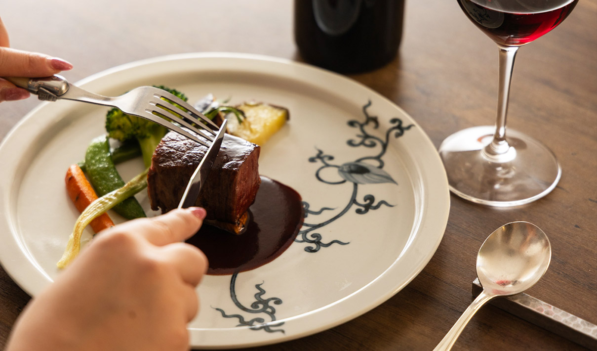 福岡市・西新駅近く『誠cuisine(セイキュイジーヌ)』の口コミレポート。プライベート空間で味わう、水と出汁、糸島食材にこだわった創作フレンチが人気