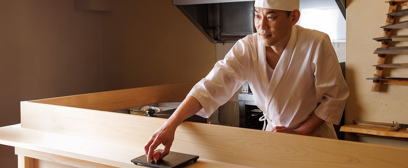 津作の寿司と海鮮料理で、神戸・明石の豊かな滋味を余すことなくお届け