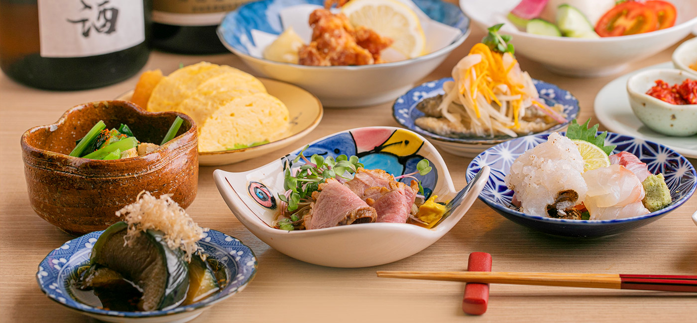 京都市・京都河原町駅近く『おばんざい TATSUNOSUKE』の口コミレポート。深夜営業、旬の日替わりおばんざいや京料理、豊富な焼酎・果実酒がおすすめ