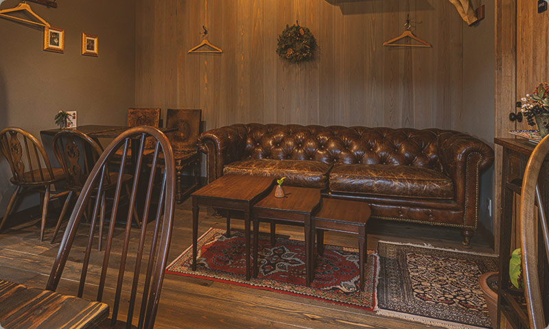 趣のあるアンティークカフェ