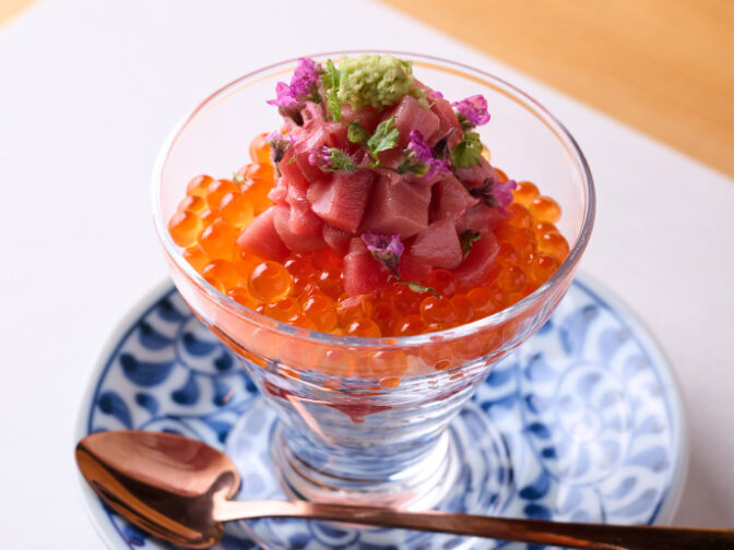 さいたま市・大宮駅周辺『鮨邸 ひろ』の口コミレポート。完全予約制で岩手・三陸の旬の恵みを存分に味わえる人気のカウンター寿司店