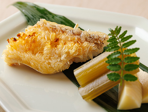 天然魚と産直野菜のおまかせコースがおすすめ