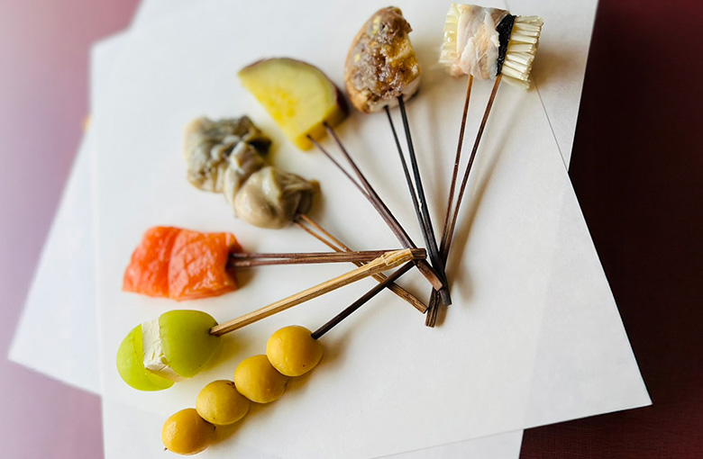 華やかな串揚げがさまざまなシーンを盛り上げる