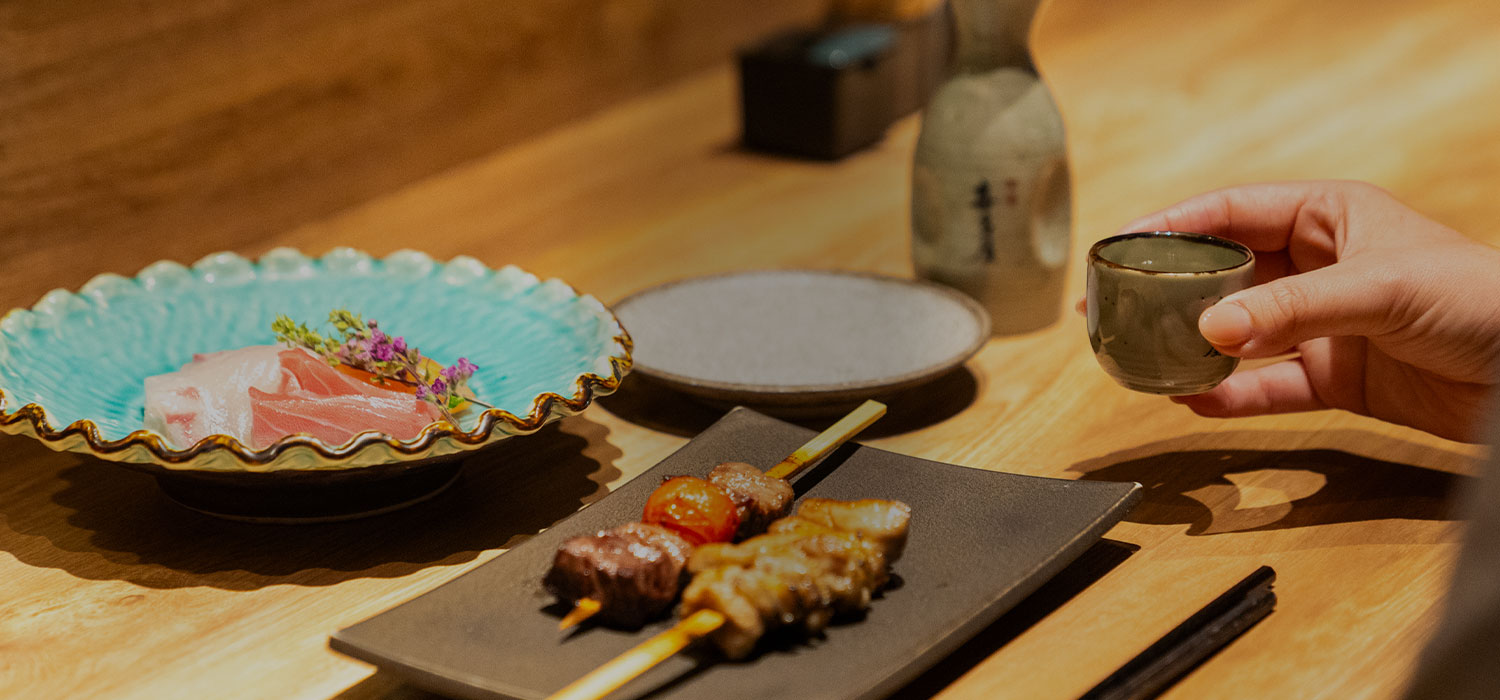 美味しい海鮮料理と肉料理、両方を楽しめる人気の居酒屋