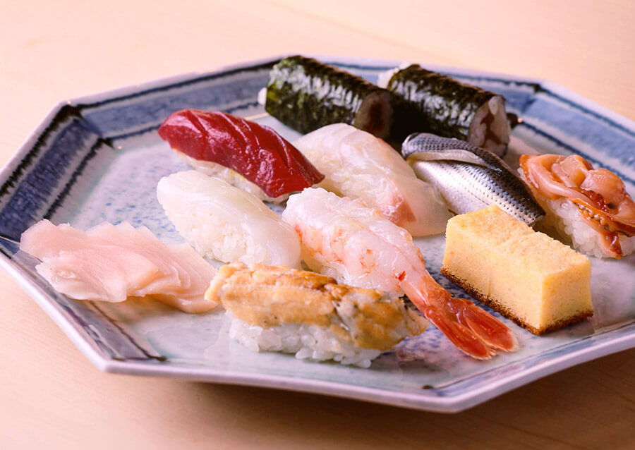 旬のネタを贅沢に楽しむ上質なランチメニュー