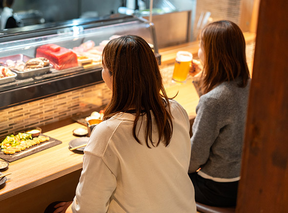 夕方からの早飲みから一人飲み、飲み会、家族での夜ご飯までおすすめの和食居酒屋