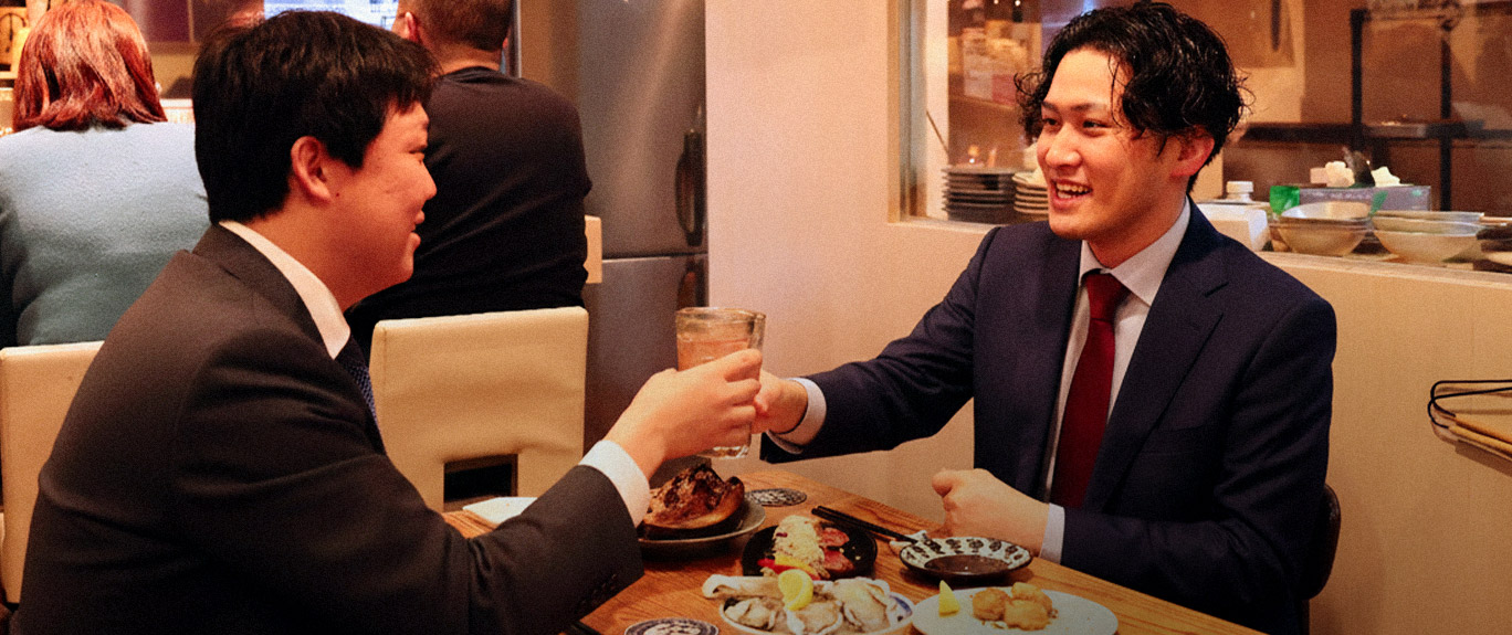 豊富に揃うお酒も人気