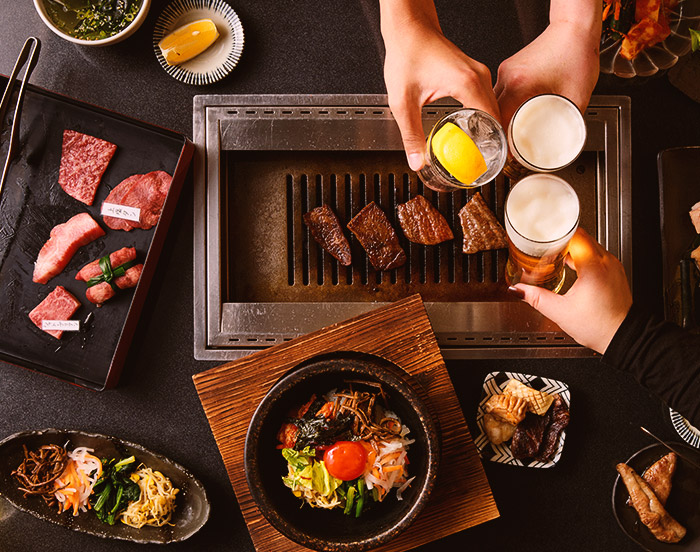枚方市・枚方市駅近く『焼肉 川かみ』の口コミレポート。個室で堪能する、黒毛和牛の雌牛や名物『縛りタン』 とソムリエ厳選ワイン