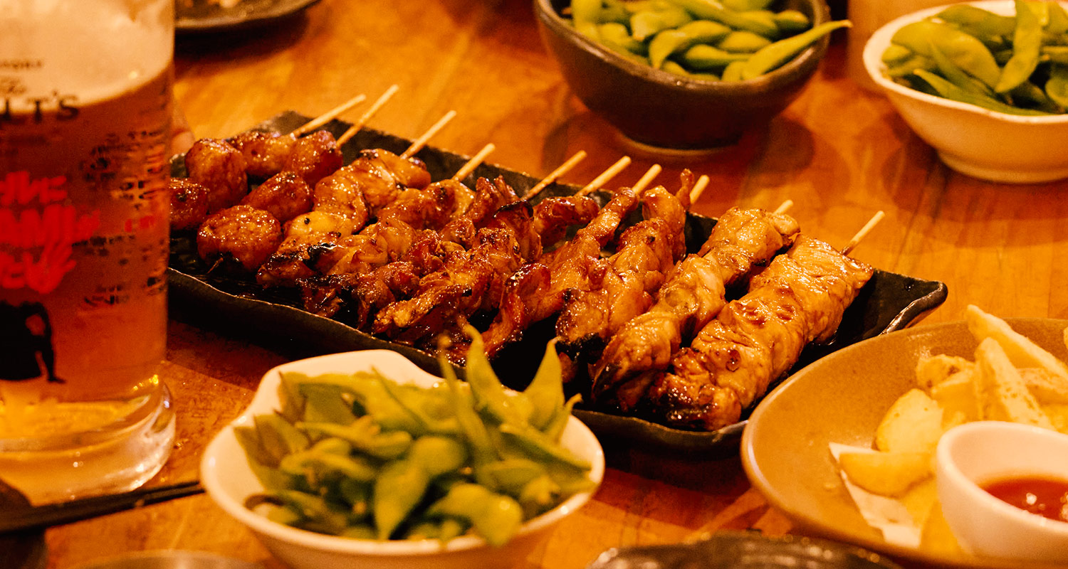 旨味あふれる焼き鳥が人気