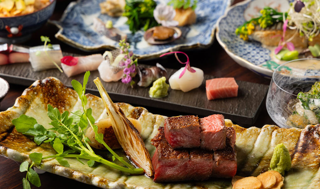 別府市・別府駅近く『和食と鉄板焼き 辿~てん~』の口コミレポート。A5ランク黒毛和牛ステーキや関アジ・関サバの刺身など和洋の美食を堪能