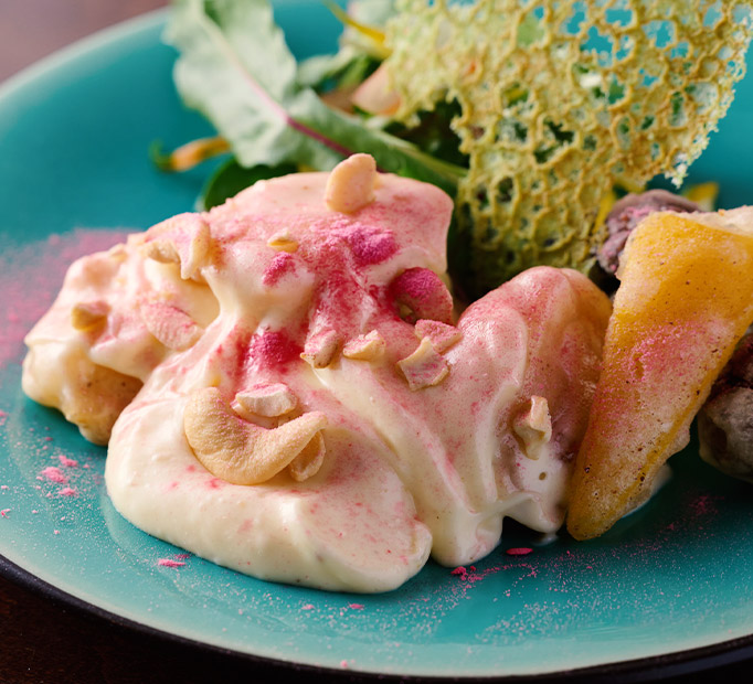 女性にも人気の華やかでおしゃれな中華料理