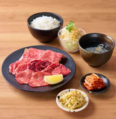 ランチ定食もおすすめ