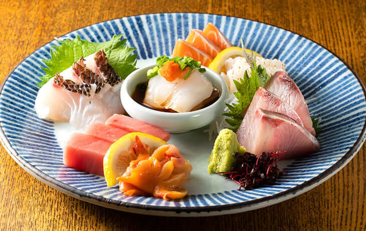 新鮮な海鮮料理も豊富