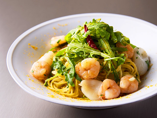 旬の野菜を使ったパスタも人気