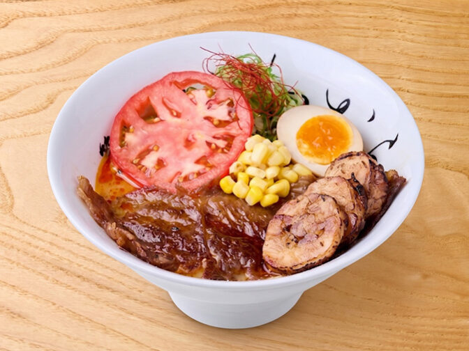 A5黒毛和牛の鉄板焼きと濃厚スープが楽しめる美味しいラーメン
