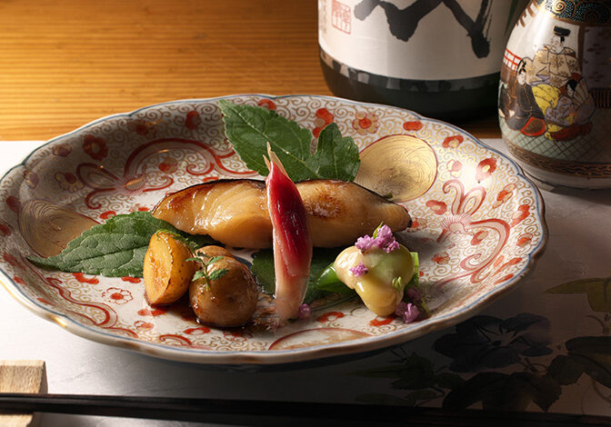 京割烹の技と季節の味覚を楽しめる人気の和食店