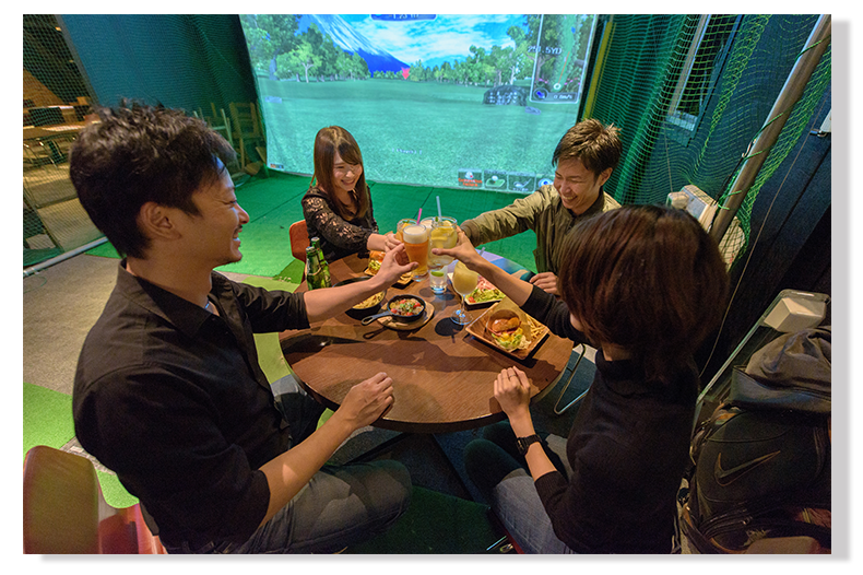岡山市・倉敷駅、倉敷市駅周辺『BAR FLOG』の口コミレポート。最新のシミュレーションゴルフとボリューム満点の絶品ハンバーガー、飲み放題付きコースがおすすめ