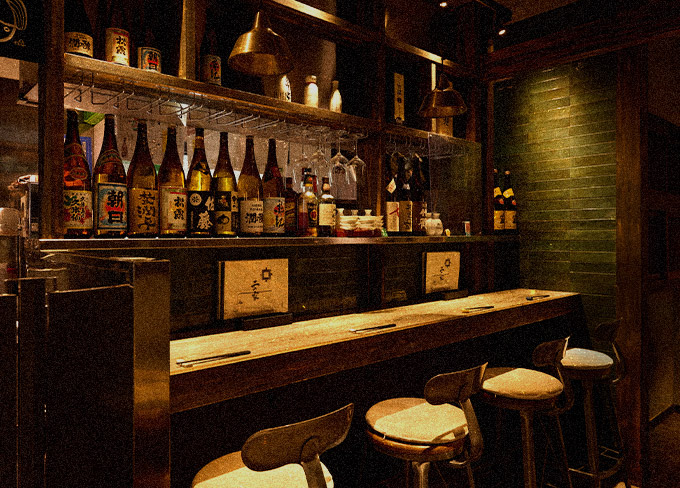温かみのある『カウンター席は一人飲みやデートにおすすめ